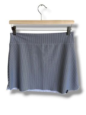 Simons SPF 50+ Striped Swim Skirt / Cover‑Up – Black and White Size M
